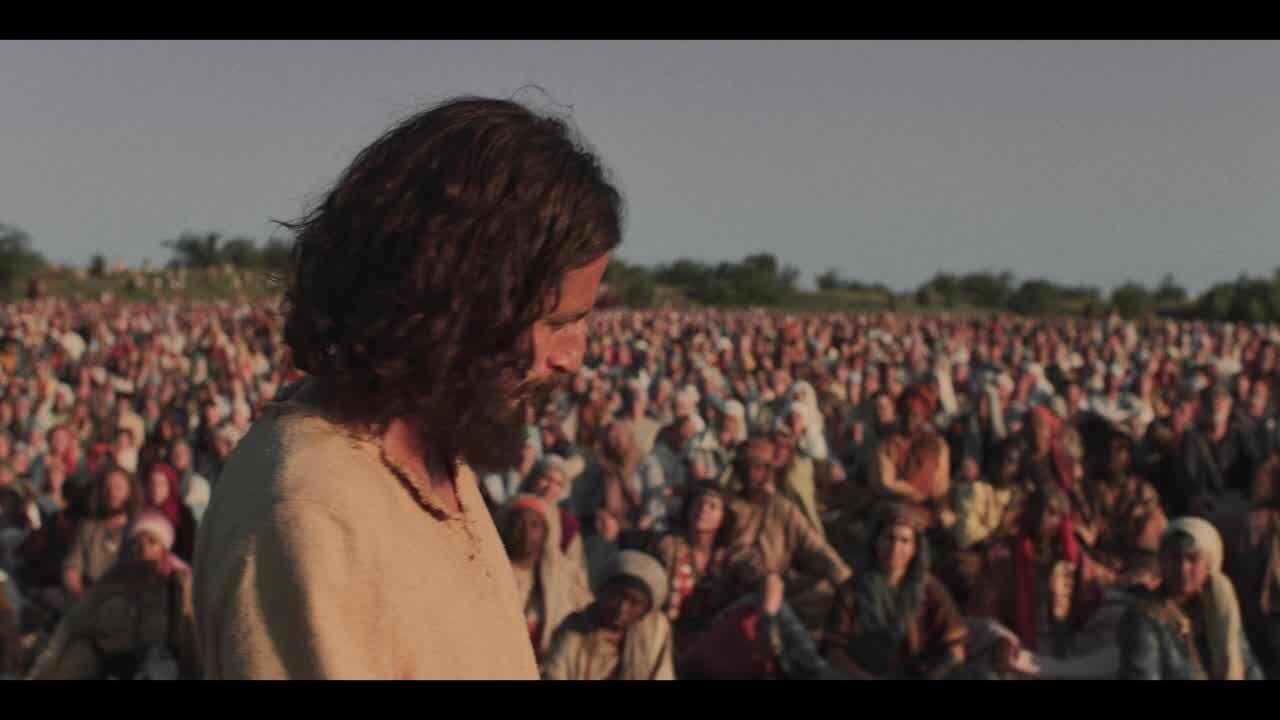 ep308-feeding-the-5-000-jpg