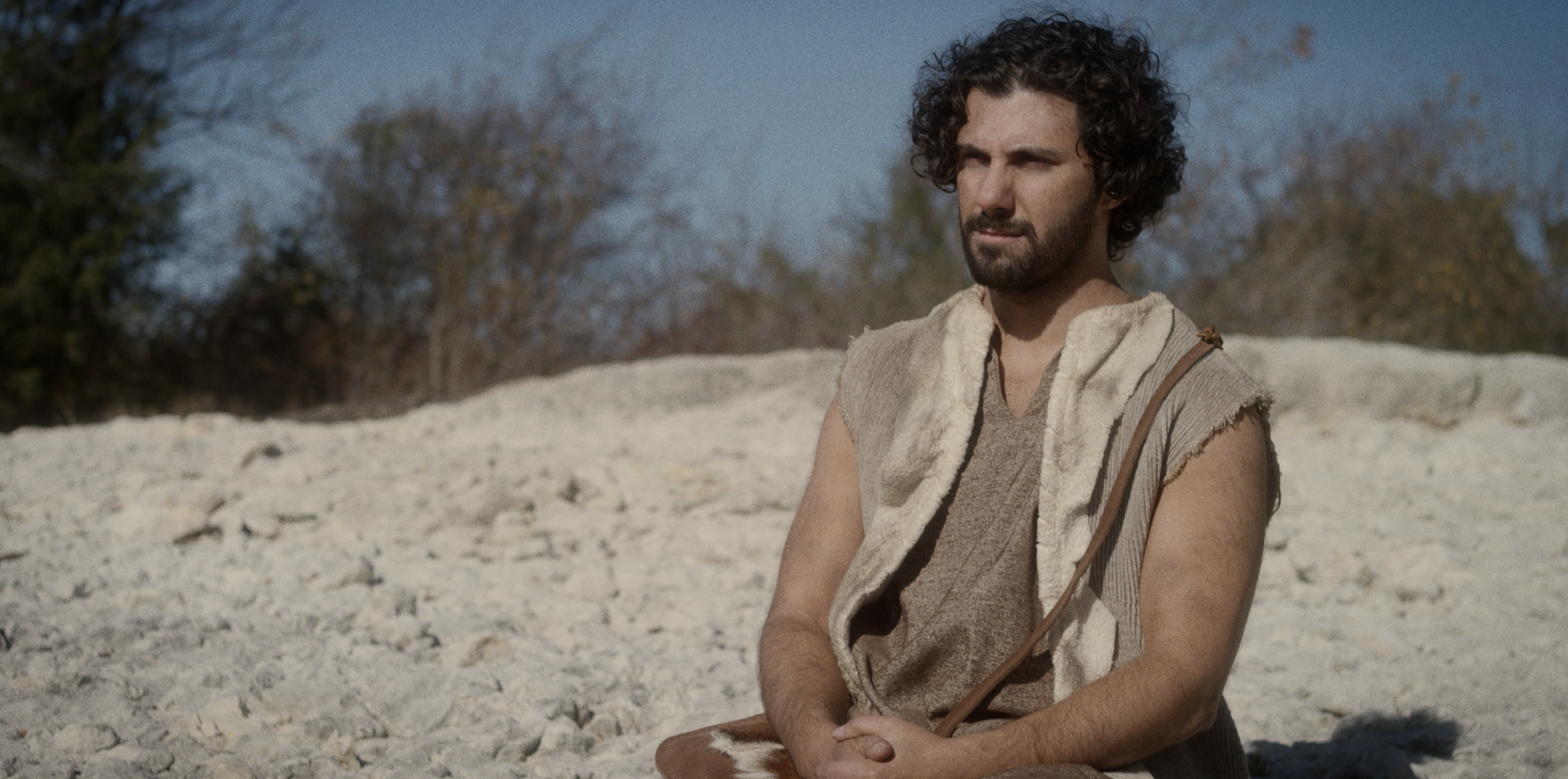 s01e01-hero-image-andrew-sitting-v02-png