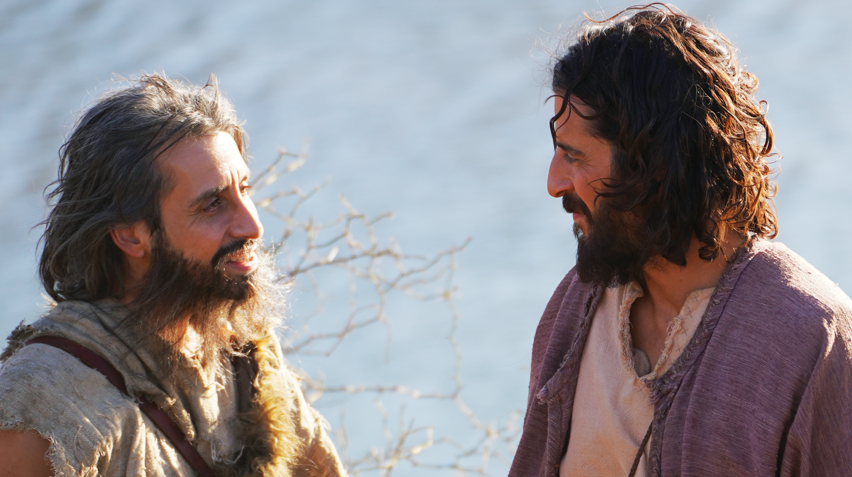 s02e05-hero-image-john-baptist-jesus-v01-png